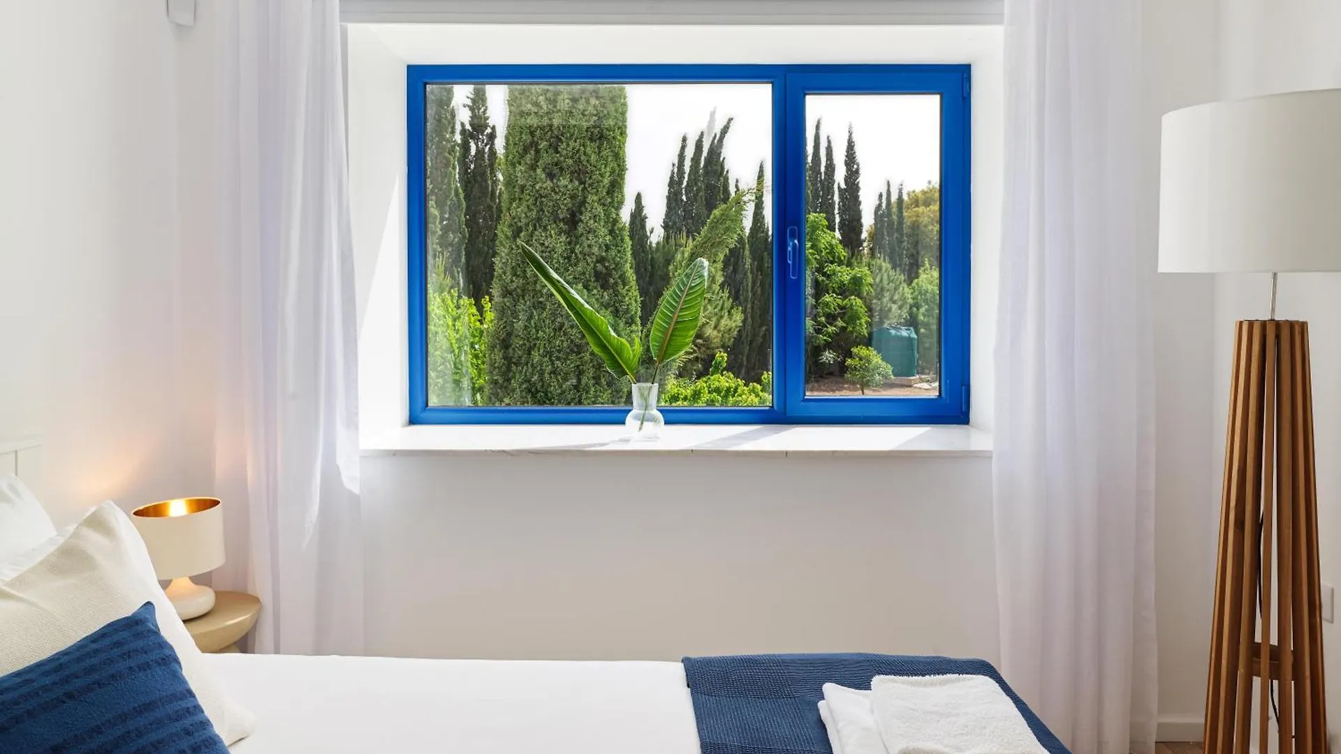 Orchard Villa - Newly Refreshed, Myconian Design Villa With Infinity Pool, Close To Profitis Elias And Located Five Minutes Away From The Heart Of Protaras